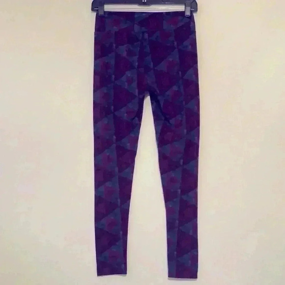 LulaRoe Fashion Leggings Triangular Pattern OS - Picture 2 of 4
